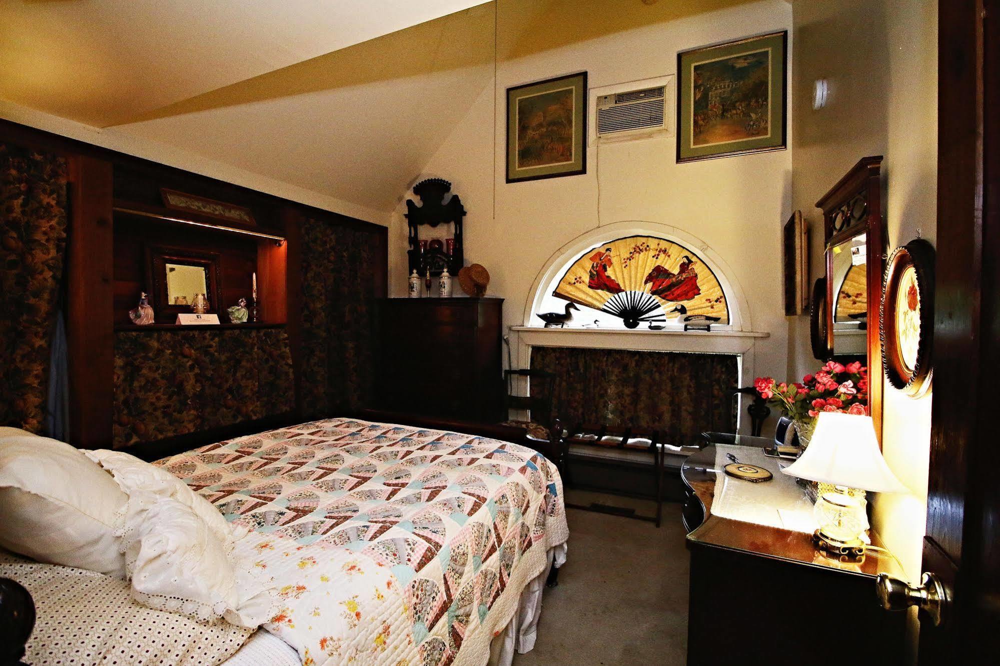 Ebenezer House Bed & Breakfast Burtonsville Exteriér fotografie
